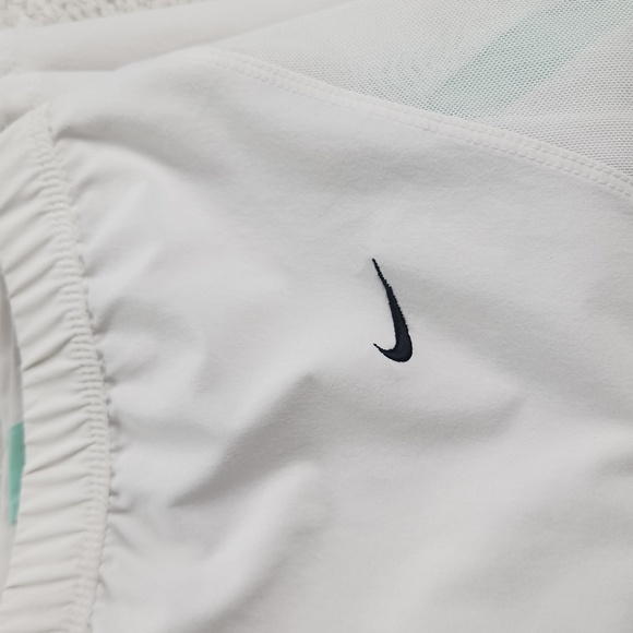 Nike White Skort with Mint Green Aqua Accents - Picture 10 of 10